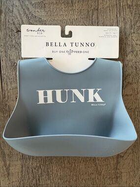 NWT Bella Tunno Hunk Wonder Bib